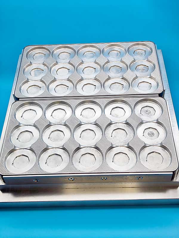 Heindl-Christkind-Gulden-Produktionswerkzeug