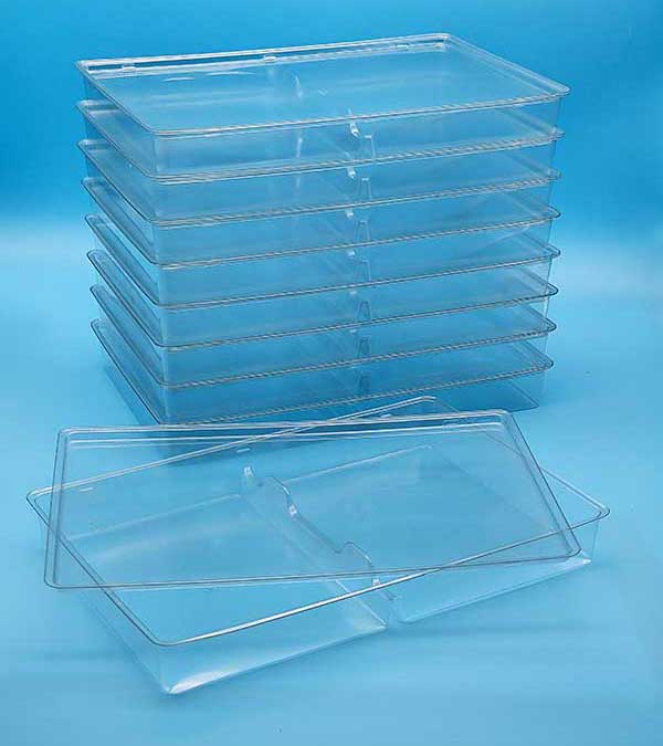 Stapelbare Transportbehälter mit Deckel, geeignet für verschiedene Anwendungen